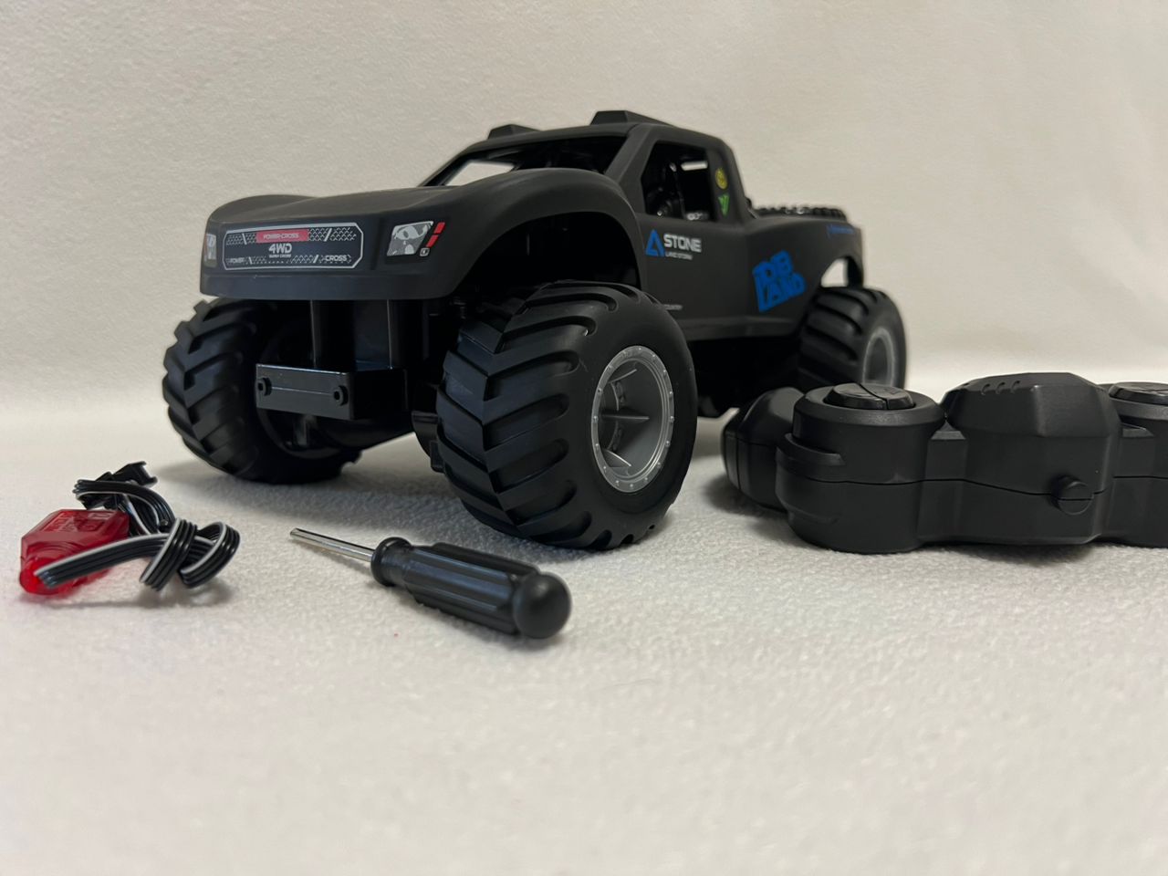 Off-Road RC Car 4WD 40KM/H High Speed Remote Control Trucks Monster Crawler Cars