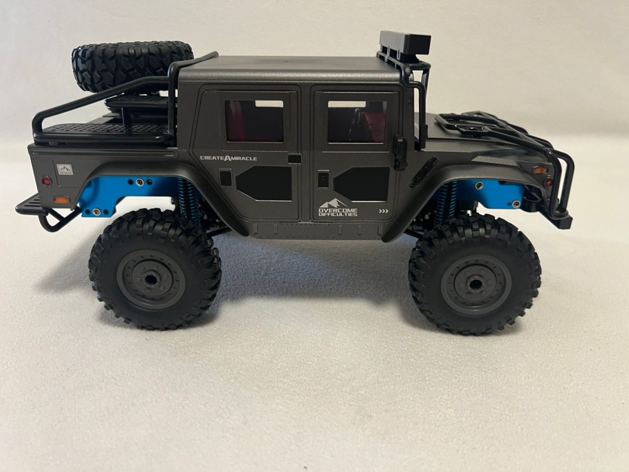 JJRC Q121 Hummer H1 1:12 4WD RC Crawler Truck Car 2.4GHz LED Lights IPX4 RTF