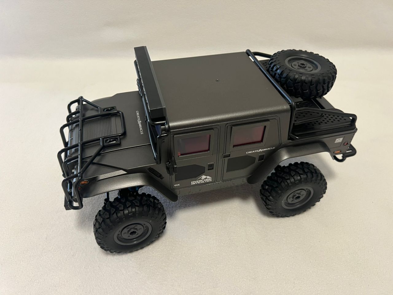 JJRC Q121 Hummer H1 1:12 4WD RC Crawler Truck Car 2.4GHz LED Lights IPX4 RTF