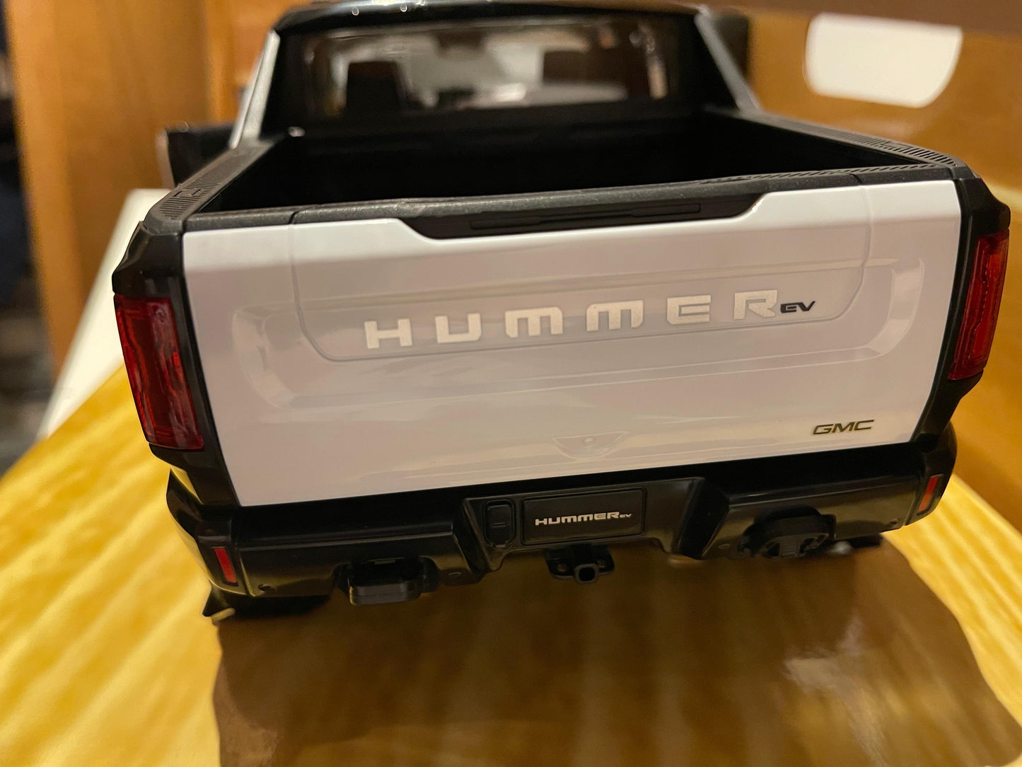 Rastar RC GMC Hummer EV Kids Remote Children Toy Car 4W Rotation 1:14 Scale