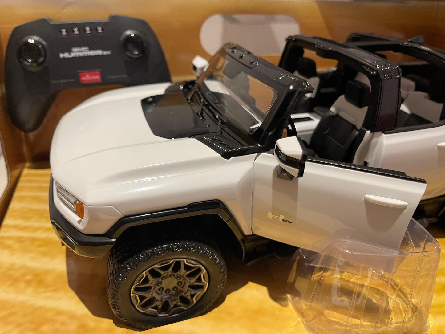 Rastar RC GMC Hummer EV Kids Remote Children Toy Car 4W Rotation 1:14 Scale