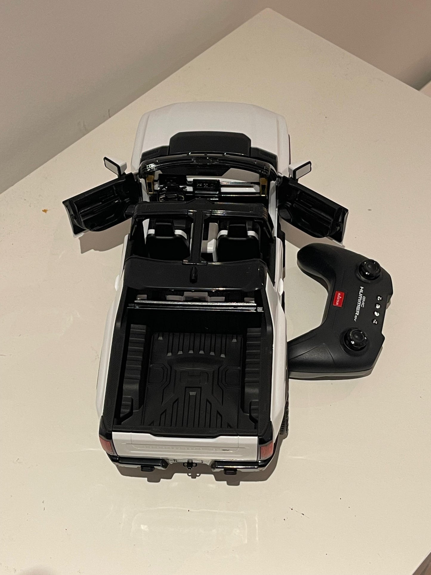 Rastar RC GMC Hummer EV Kids Remote Children Toy Car 4W Rotation 1:14 Scale