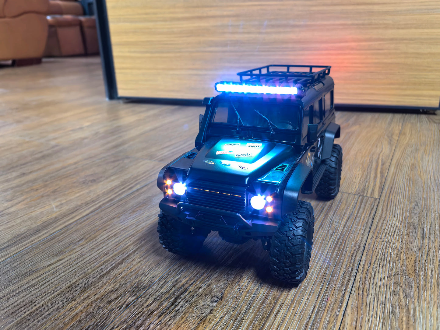 HB R1609 1:16 RC 4WD Crawler Truck LED Lights Metal Frame RTR IPX4